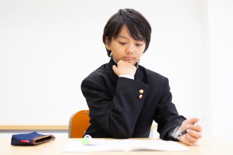 地元の「公立中学校」に進学する息子の制服代が「10万円」とのこと&#8230;地方住みですが、こんなに高いのは普通なのでしょうか？