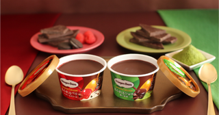 ハーゲンダッツ「SPOON CRUSH」が復活！ベリーソースとショコラがあふれる“パリじゅわ”体験が待ちきれない