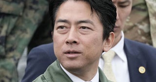 「どうしようもない政治家」芥川賞作家が苦言…小泉防衛相の核兵器保有めぐる“発言”→過去に“上から目線”皮肉も