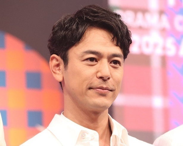 妻夫木聡、公式さんの誕生日祝福ショットに「泣いちゃうからやめてー」と“照れ”コメント＜ザ・ロイヤルファミリー＞