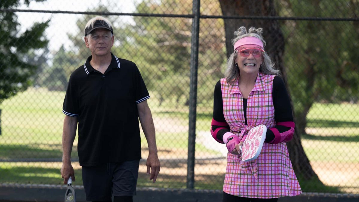 『NCIS』マーク・ハーモン出演『シャッフル・フライデー』約8分の本編映像が公開！ブルーレイ＋DVDセット発売決定