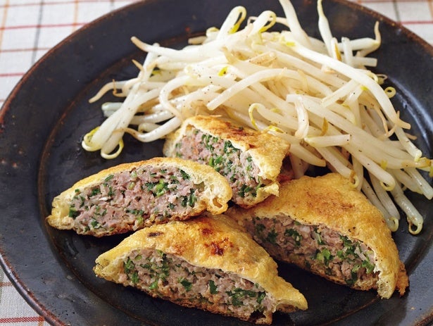 包まない、油揚げに詰める餃子風アレンジ「油揚げの肉詰め焼き」