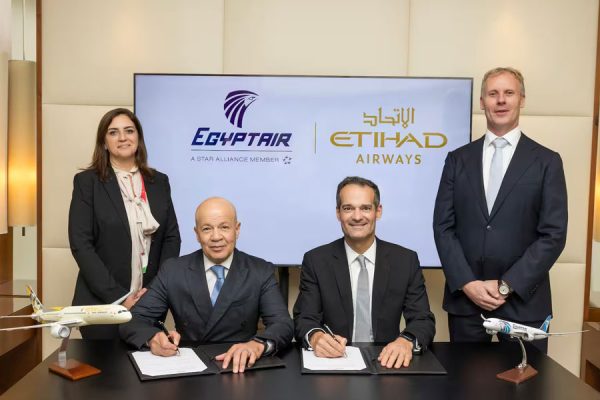 エティハド航空とエジプト航空、関係強化へ