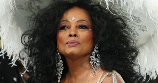 《来日中の貴重姿を目撃》ダイアナ・ロス撮影した登場シーンもカット…大ヒットのマイケル伝記映画に一切の関与を許さなかった「切実なワケ」