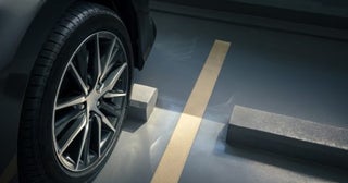 月極駐車場を解約したのに、翌月分「1万2000円」を請求されて困惑…。「1ヶ月前までの申し出が必要」と言われましたが、利用していなくても支払わなければならないのでしょうか？