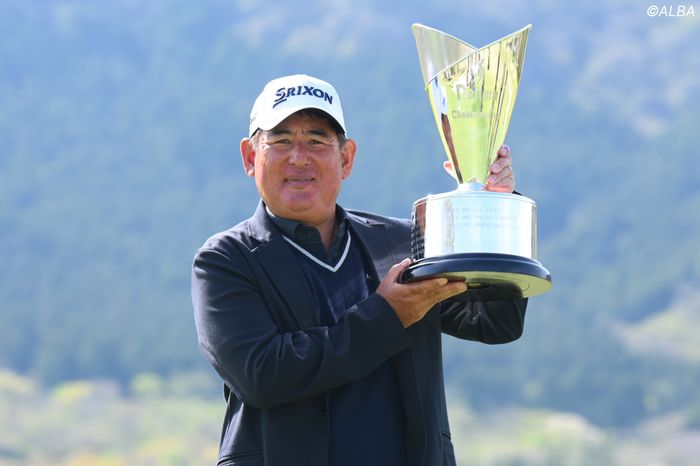 51歳・髙橋竜彦が逆転でシニア初V兼本貴司、すし石垣2位
