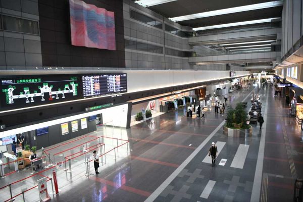 JAL、羽田空港T1北ウイングのファーストクラス・JGC専用カウンターをリニューアルオープン