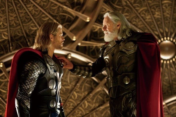 マーベルが贈る「アベンジャーズ」などヒーロー物語の裏側には“父子”の名シーンが…“父の日”を迎える今、一挙にプレイバック