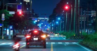 黒塗りのアルファードにあおり運転された男性が「極限状態で思いついた」対抗策。「相手は検挙されたそうです」