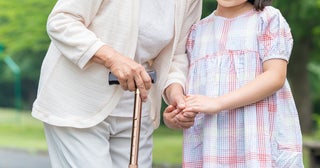 がん宣告も「ばあばなら大丈夫だよ」孫の言葉で手術を決意…祖父母がいつまでも忘れられない“孫のひと言”