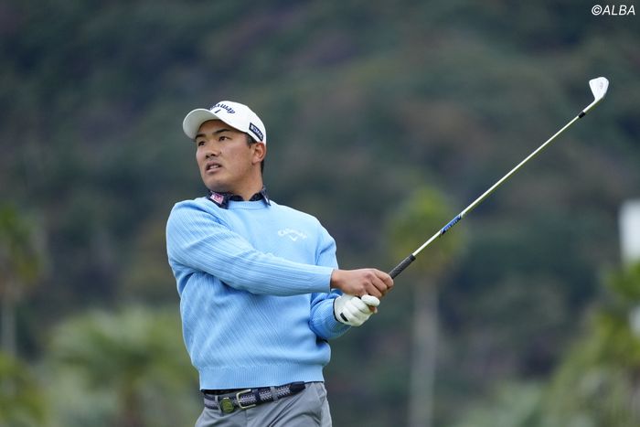 河本力が単独首位発進石川遼2位、平田憲聖と金谷拓実は18位