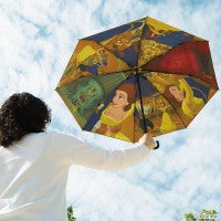ディズニー「晴雨兼用折りたたみ傘」が登場！映画の名シーンやキャラクターを内側にデザイン