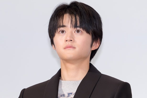 鈴鹿央士、鈴木亮平に“一生のお願い”「亮平さんの胃腸があればいいなぁと思って」＜花まんま＞
