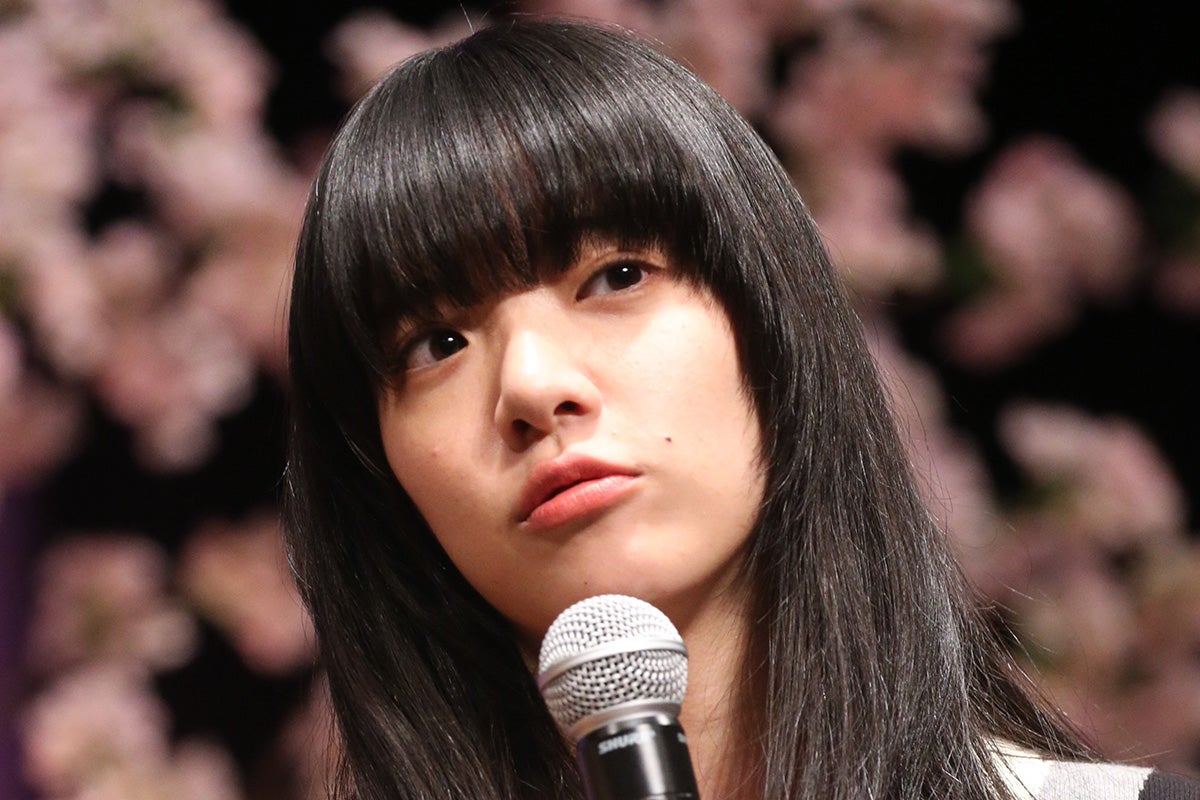「どれが本物？」あいみょん“全身タトゥー”姿を大胆公開で反響続々…”清純派イメージ”とのギャップに消えぬ困惑
