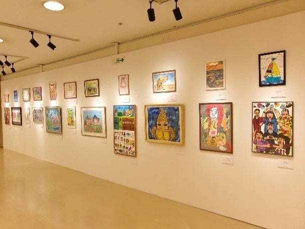 “美の中にふれあいがある”東京芸術劇場で「東京都障害者総合美術展」