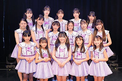 ハロプロ研修生に新メンバー9人が一挙加入、研修生発表会でお披露目Juice=Juiceも登場し盛り上げる