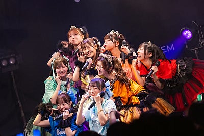Toi Toi Toi、デビュー1周年公演を8人体制“完全体”で完遂星野ティナ「パワーアップして帰ってきました！」