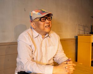 「表情は一切わからない」コージー冨田(59)、糖尿病で“視力の大半”を失い人工透析を続ける日々。26歳で発症も放置した後悔
