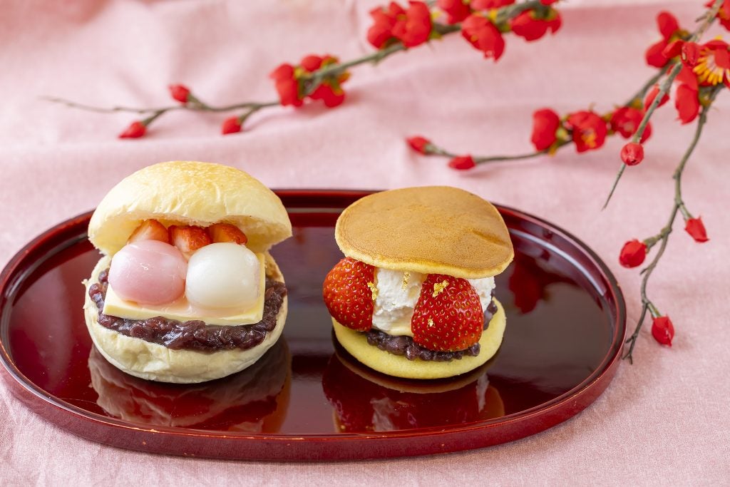 苺や紅白団子をあんことバターにあしらった華やかなスイーツ「熱海ばたーあん」で期間限定販売