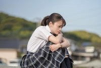 明日の『おむすび』“結”橋本環奈、家族と神戸で過ごした幼少期を思い出す