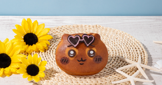 こんがり日焼けあとがかわいすぎ。表参道「ちいかわベーカリー」の“ひやけしちゃった”パンは食べ逃し厳禁！