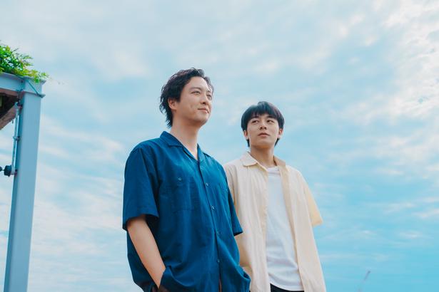 渡部秀＆齋藤璃佑、13歳差の2人が築いた信頼関係「お互いに得られた」初共演を振り返る＜キスは捜査のあとで＞