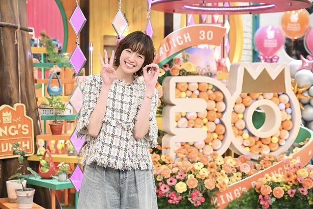 ＜王様のブランチ＞初のゴールデンSPで世界のディズニーへMC10周年の佐藤栞里は「家族ができたなっていう10年でした」