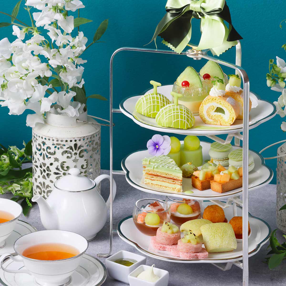 メロン尽くしのスイーツ＆セイボリー。グランドニッコー東京 台場から、マスクメロンのアフタヌーンティーが登場