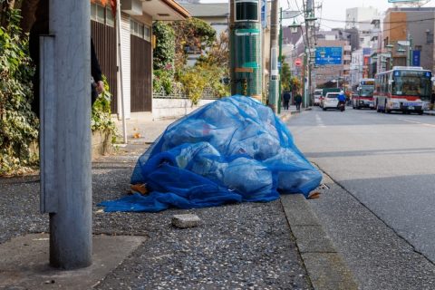 引っ越し先で「ゴミ捨て場を使うなら町内会の会費を払うように」と言われました。自治会に加入しないとゴミ捨て場の利用はできないのでしょうか？