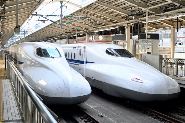 東海道新幹線、お盆とシルバーウイークに「お子さま連れ車両」設定