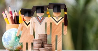大学の「入学金」は平均どのくらい？ 「私立」と「国公立」の大学で入学金はどれくらい違うの？