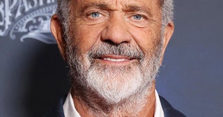 メル・ギブソン、手話通訳者をマネたとして批判浴びる