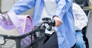 「小1になったら送迎どうしよう…」自転車の青切符導入でパパママから悲鳴！ 年齢制限見直し検討の動きも