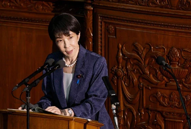 官邸に閉じこもる"卑弥呼"高市首相がこれから迎える「3つの危機」