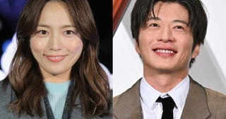 川口春奈＆田中圭ら、肩を寄せ合う笑顔ショットに「素敵な家族写真に見えます」と反響＜アンサンブル＞