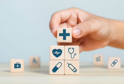 年末調整で「え、保険入ってないんですか!?」と、経理担当者に驚かれました…30代で「医療保険」に入ってないのは“少数派”ですか？ 入院したことがないので、お金がもったいないと感じてしまいます