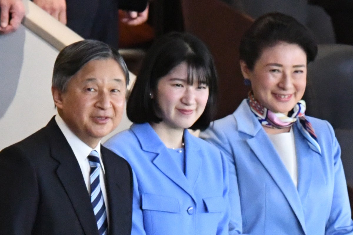 《那須で2年連続着用》天皇ご一家「4回ご指名」の“かりゆしメーカー”が明かす「反響」