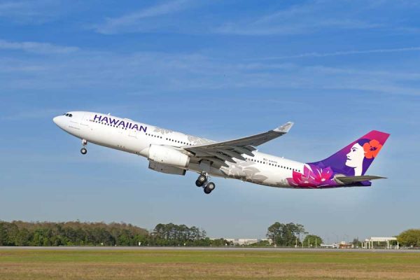 アラスカ航空とハワイアン航空、Atmos Rewards会員向けに機内Wi-Fiの無料提供開始