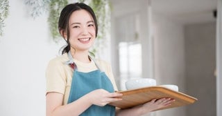 扶養内で働くと、将来の年金額は「月6万円」程度だそうです。それでも周りのママ友は扶養内で働いている人が多いのですが、扶養内を選ぶ理由は何でしょうか？