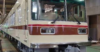 新京成電鉄、8800形のオリジナル色復刻塗装電車を運行開始