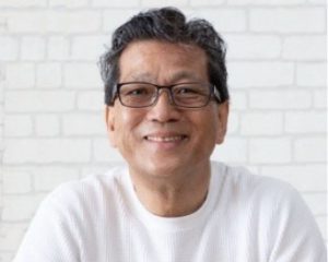 賃貸でも部屋が激変！プロが推す「最強DIYアイテム」3選。置くだけ床リフォーム＆壁掛けテレビの裏ワザ