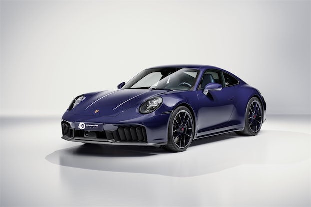 イタリア市場限定！ポルシェ・イタリアの設立40周年を記念した、フェラガモとのコラボレーション特別車両が登場
