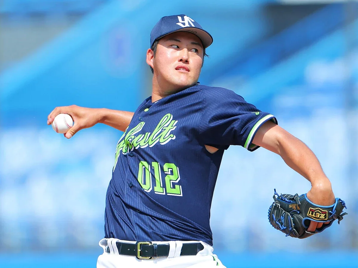 【プロ野球】ヤクルト育成159キロ右腕の成長曲線「もう夢しかない！」 由規コーチも驚いた