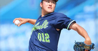 【プロ野球】ヤクルト育成159キロ右腕の成長曲線「もう夢しかない！」 由規コーチも驚いた