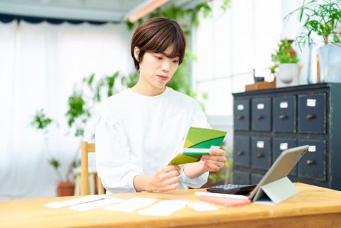 母に渡していた生活費が、使われず「300万円」になって戻ってきました。このように後で受け取った場合、税金が発生することはあるのでしょうか？