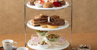 帝国ホテル 東京のチョコレートアフタヌーンティー。スイーツはもちろん、遊び心溢れるドリンクやセイボリーまでカカオ尽くし