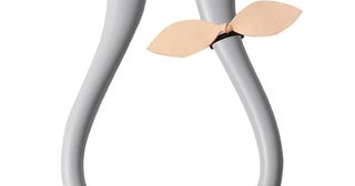 触れるだけでON！スマートなタッチ式電源で快適マッサージ。【アテックス】のハンドマッサージャーがAmazonに登場中‼