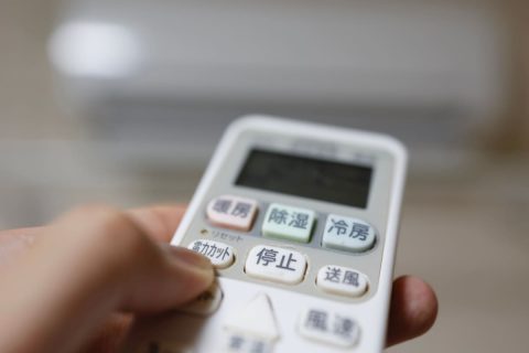 75歳の両親は「貯蓄3000万円」あるのに、旅行もエアコンも“我慢”…お金があるのに「使わない高齢者」は多いのでしょうか？ 老後資金と“長生きリスク”への不安とは