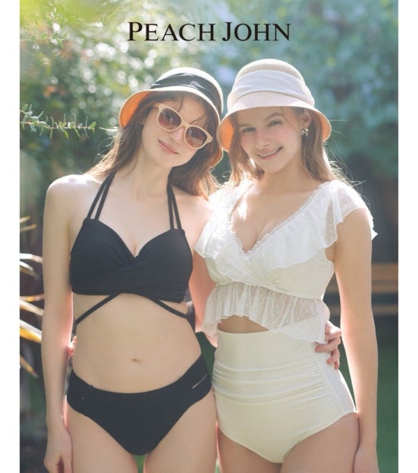 【PEACH JOHN】水着でもスタイルアップをかなえる。ナイスバディブラのパッドを搭載したビキニが登場！