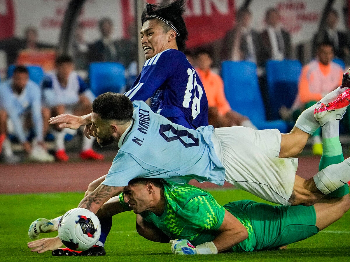 【サッカー日本代表】三笘薫らの負傷離脱を繰り返すな「上田綺世を呼ばない」が当たり前になったとき、日本は世界に近づける